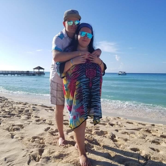 Meet your Posher, Kenge - Picture 2 of 2